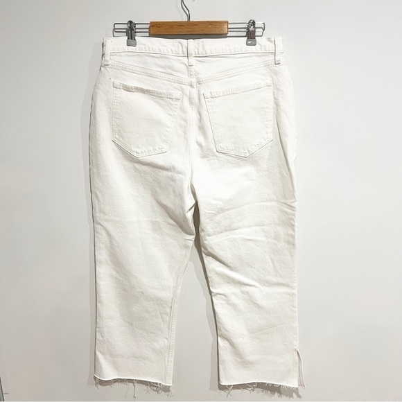 NWT Abercrombie & Fitch Ultra High Rise Kick Flare Jean - Picture 3 of 9